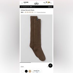 ALO Yoga Brown Ribbed Unisex Scrunch Crew Socks